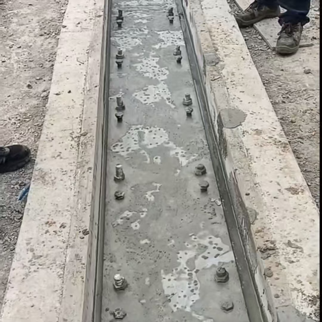 博白港口码头起重机龙门吊重型机械设备稳固用早强快凝轨道胶泥